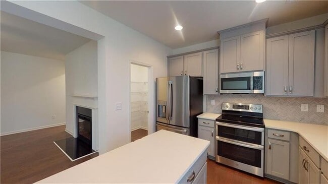 Building Photo - 5312 Brooklands Dr