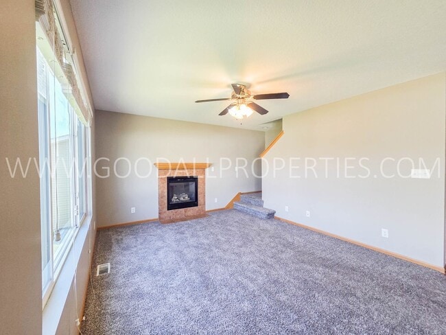 Building Photo - Urbandale Home in Waukee Schools with Office, Fireplace & 2-Car Garage
