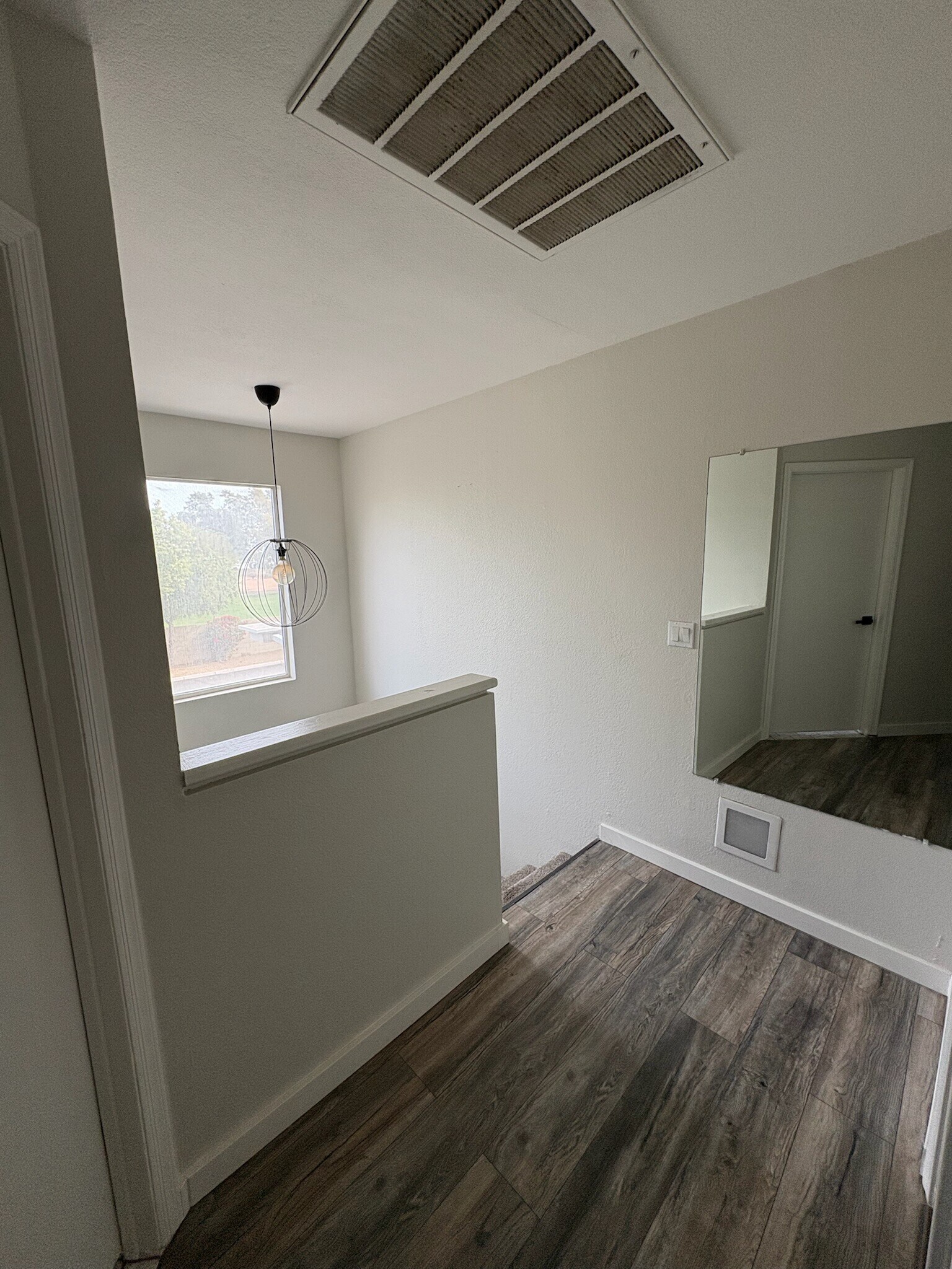 Second floor - 3315 E Kelton Ln