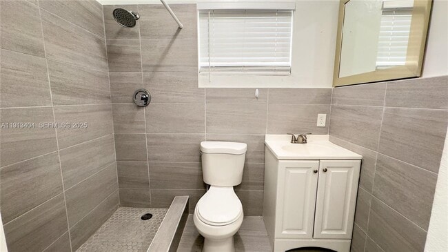 Building Photo - 1176 NW 48th St