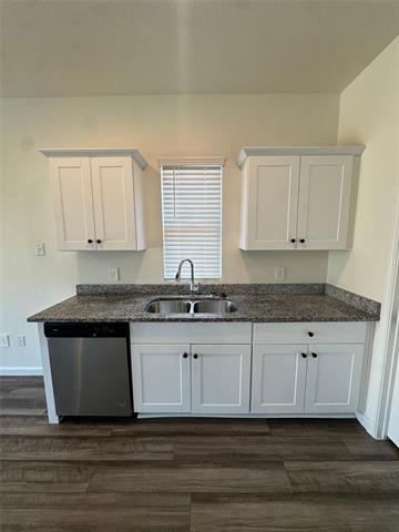 Building Photo - 1720 Escondido Dr