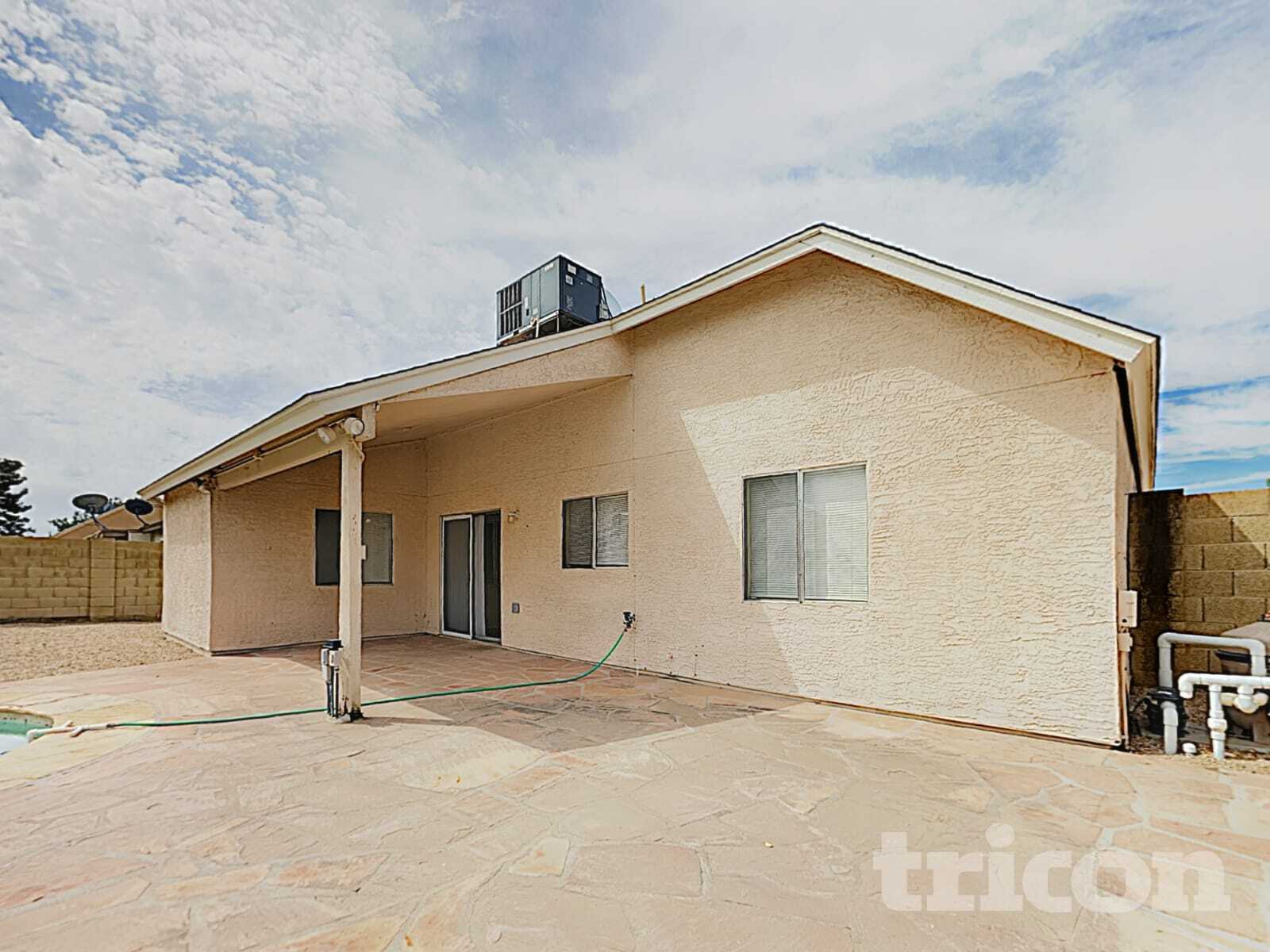 Building Photo - 18815 N 45th Dr