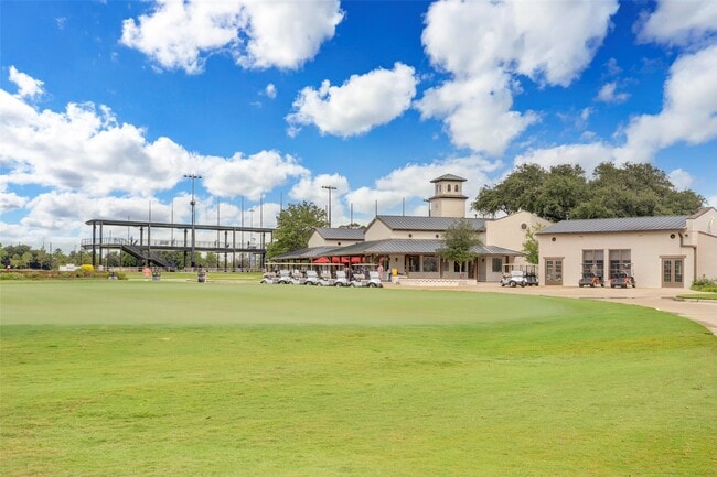 Building Photo - 902 Roy St