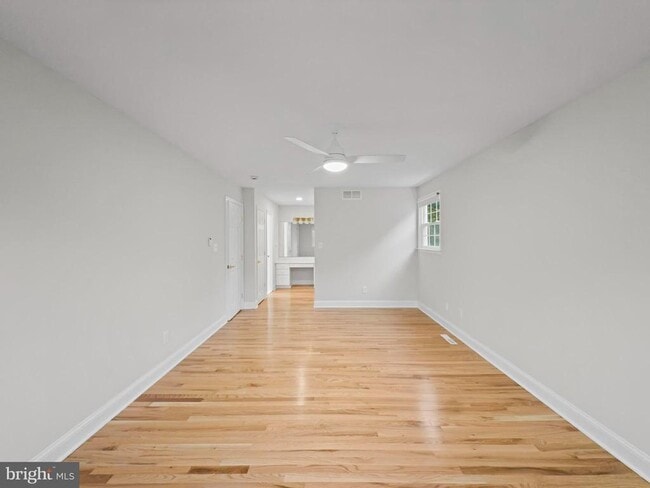 Building Photo - 10034 Chatelaine Cir