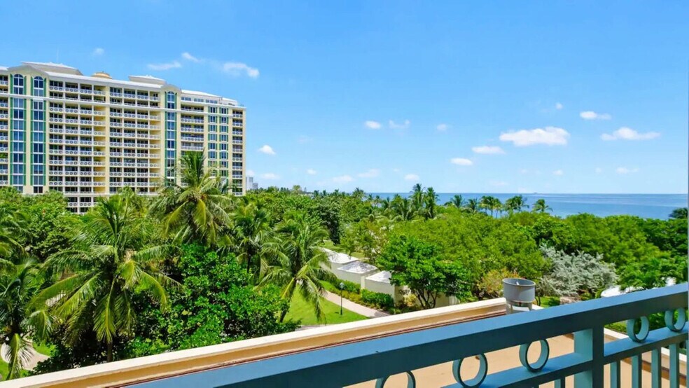 Building Photo - 455 Grand Bay Dr