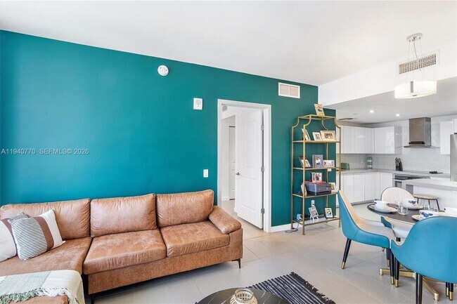 Building Photo - 1600 NE 1st Ave