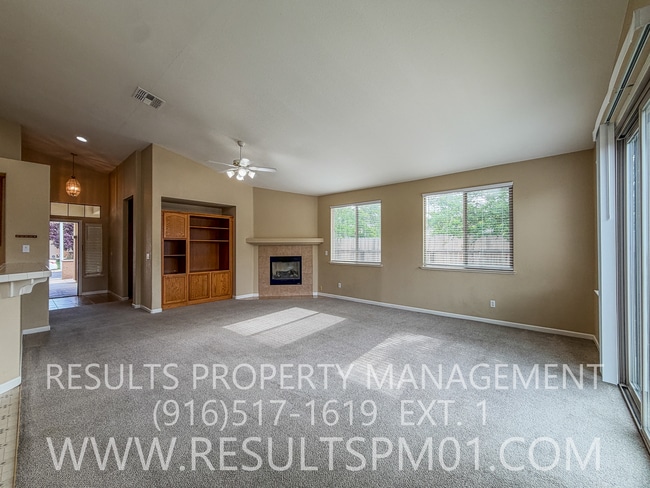 Building Photo - Single Story in West Roseville