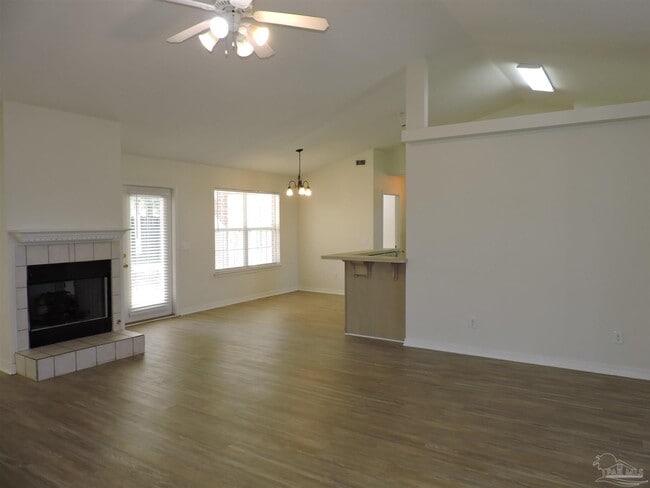 Building Photo - 6837 Fort Deposit Dr