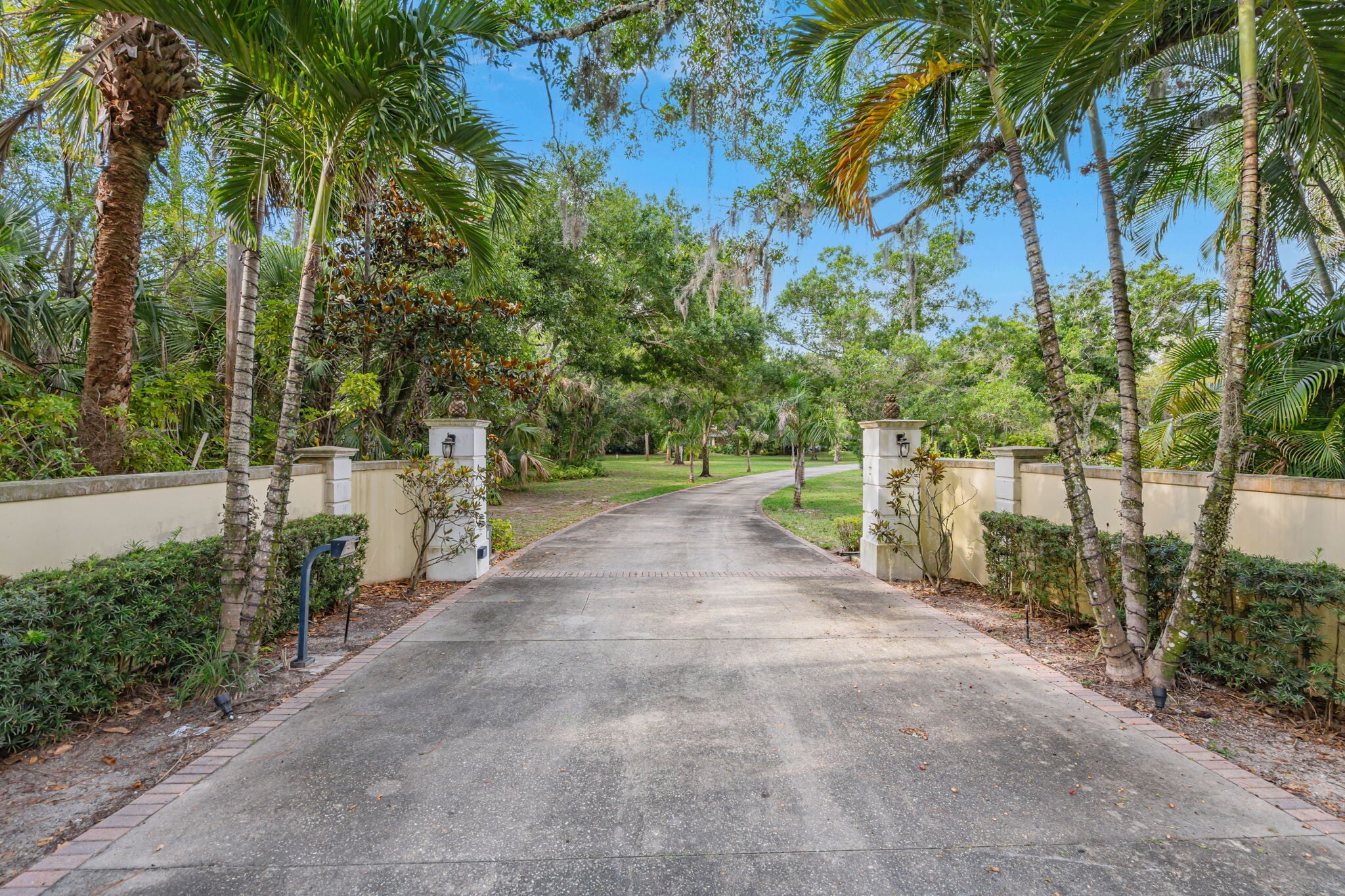 Building Photo - 6235 4th St