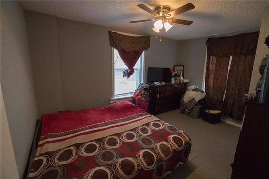 Building Photo - 2119 N 7th St Trfy