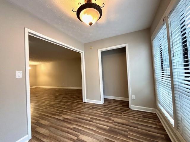 Building Photo - 1011 Dunbar Dr