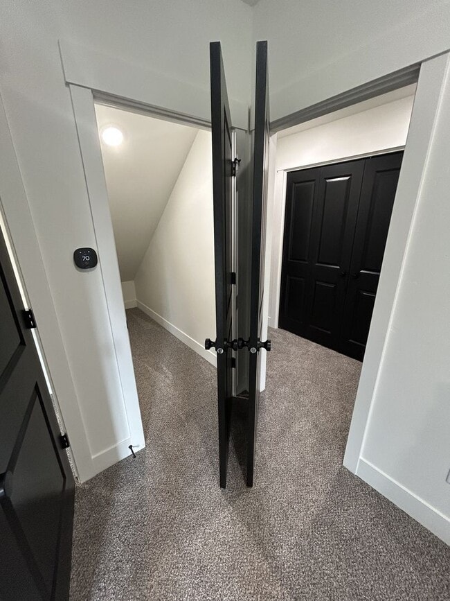 Building Photo - Cutler House