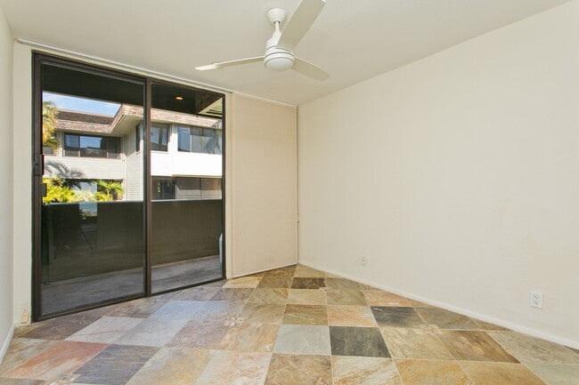 Building Photo - 117C Maunalua Ave