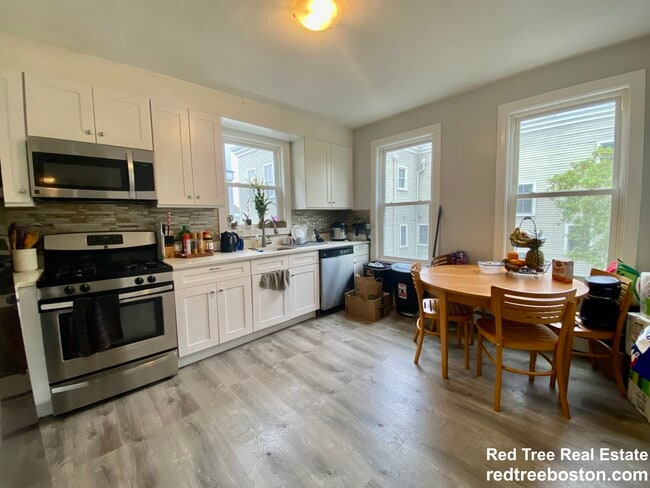 Primary Photo - 46 Brookley Rd