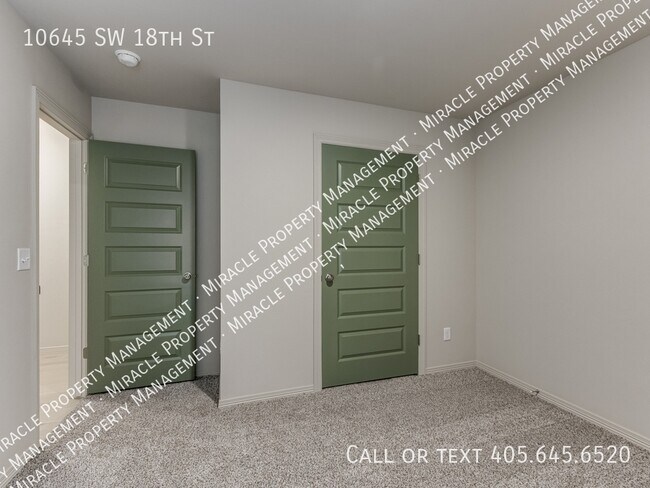 Building Photo - 10645 SW 18th St