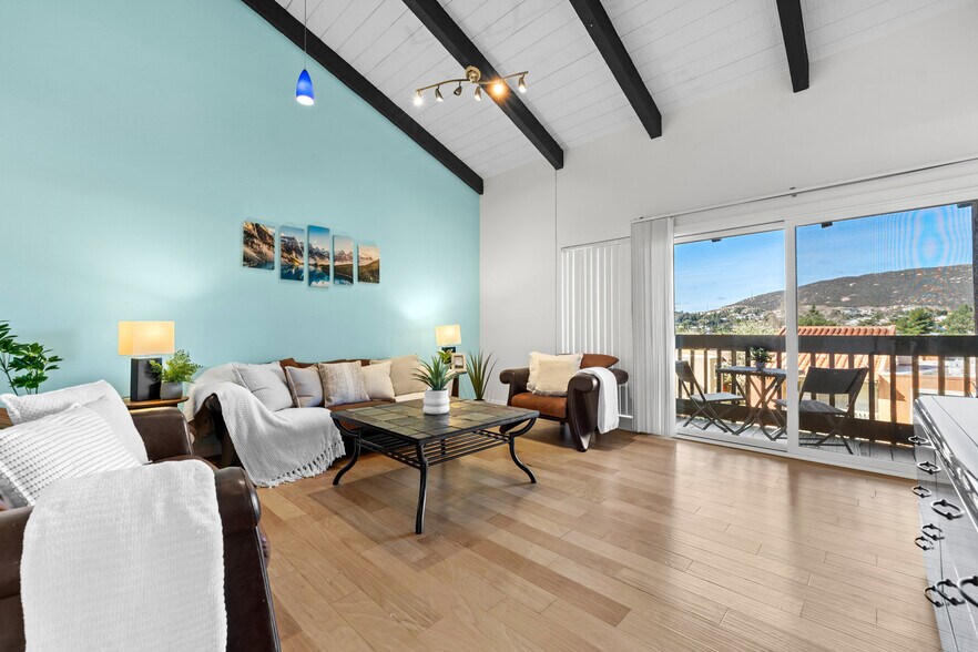 Primary Photo - 17141 W Bernardo Dr