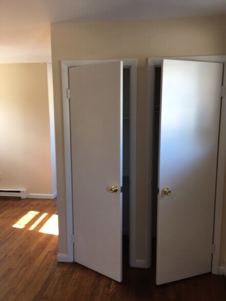 Building Photo - 758 Ashland Ave