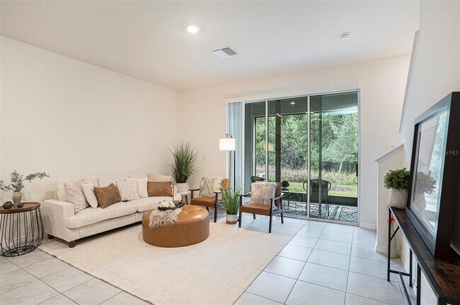 Building Photo - 32803 Pez Landing Ln