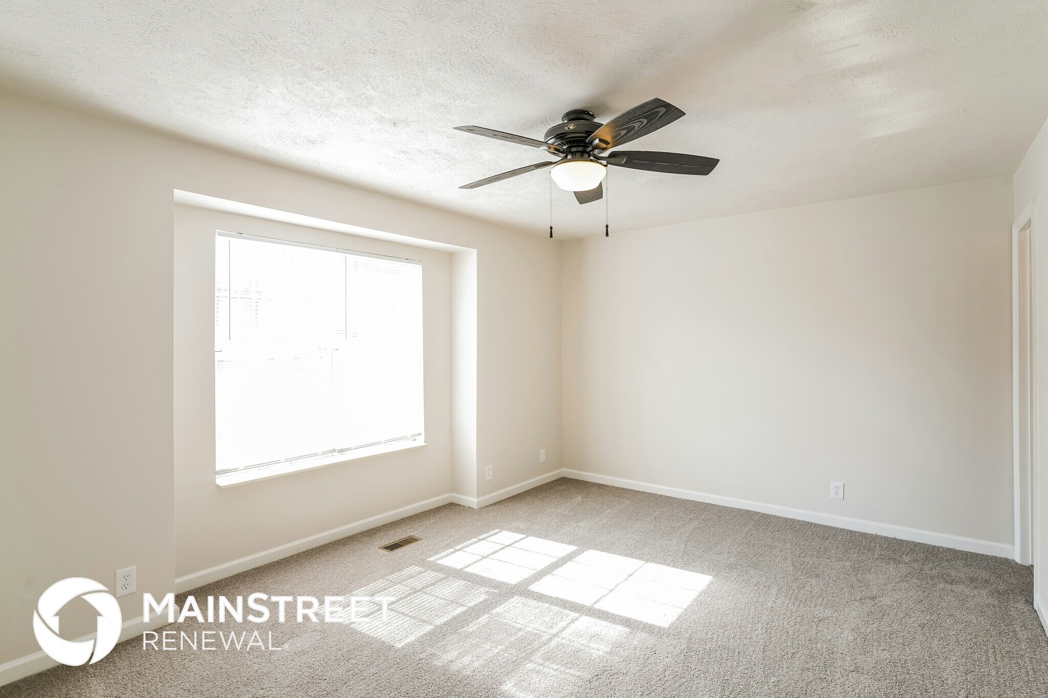 Building Photo - 1737 Heritage Glen Dr