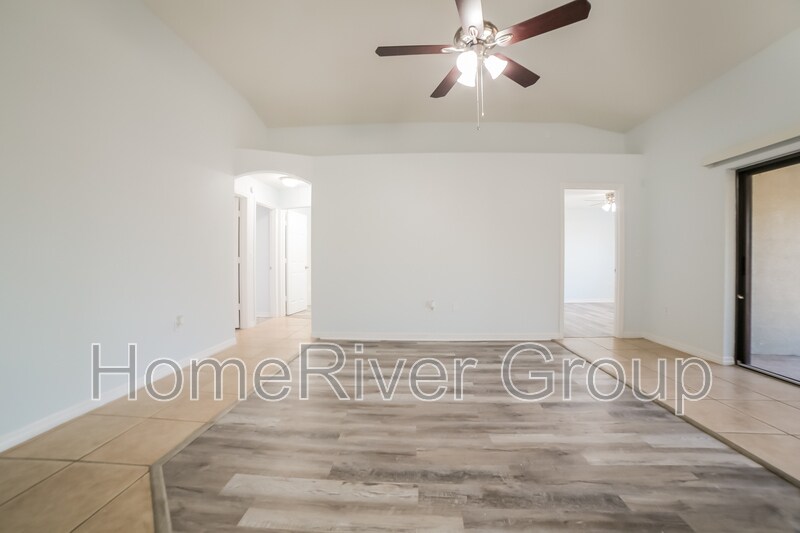 Building Photo - 544 Flamingo Dr