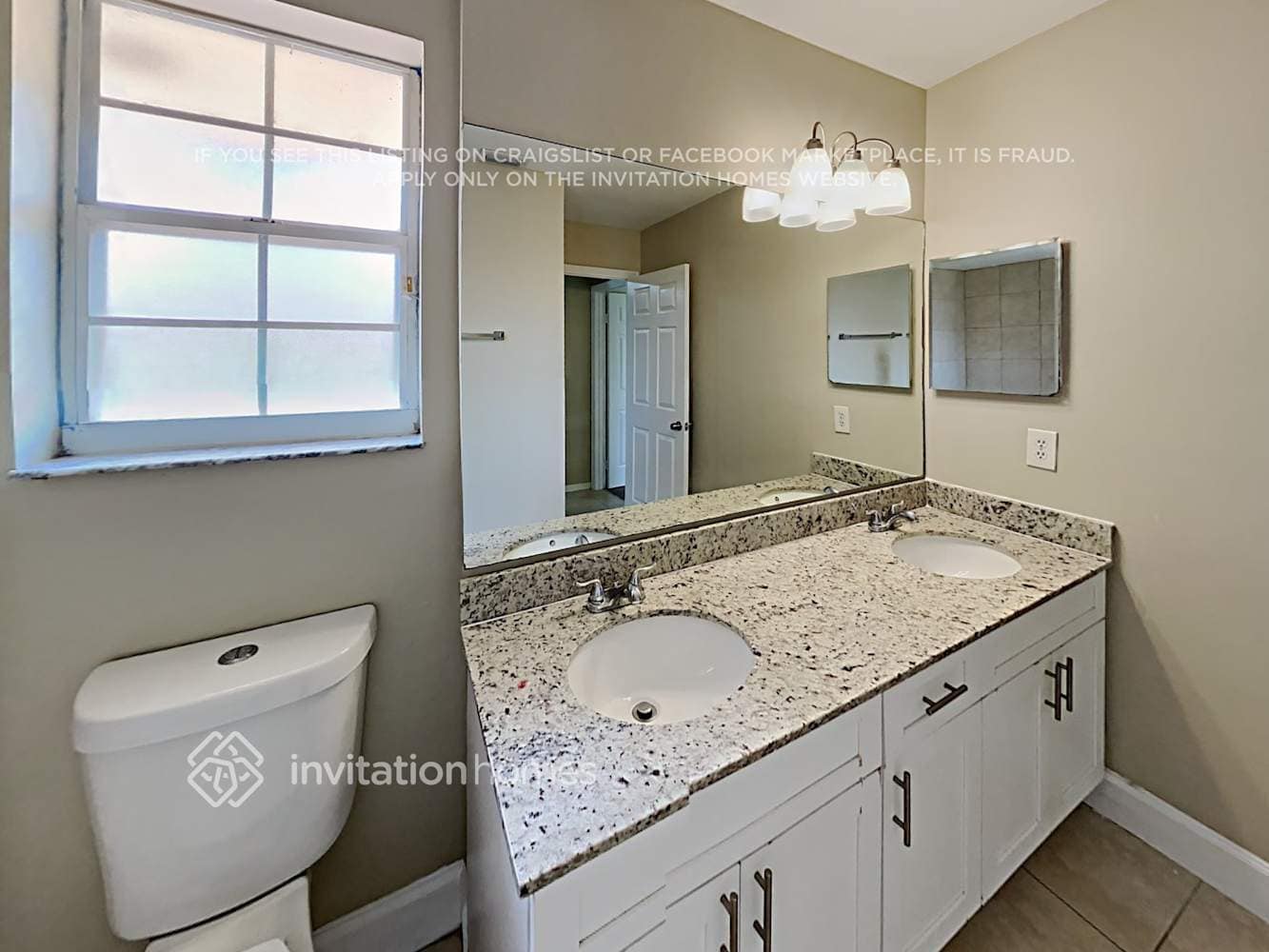 Building Photo - 15008 SW 112th Ln