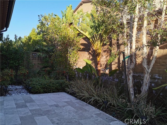 Building Photo - 16 Branding Iron