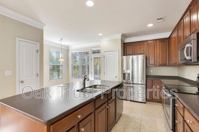 Building Photo - 1479 Roustabout Way