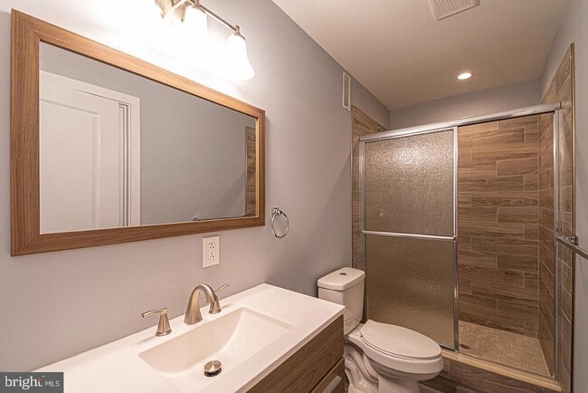 Building Photo - 808 W Norris St