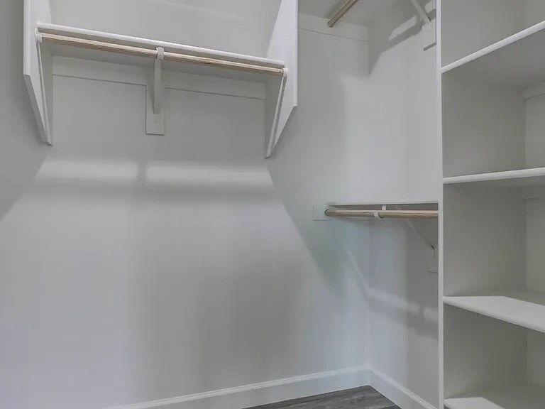 Building Photo - 405 E Mohave Rd