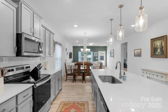 Building Photo - 106 Aspire Cir