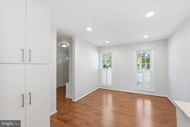 Building Photo - 10429 Red Granite Terrace