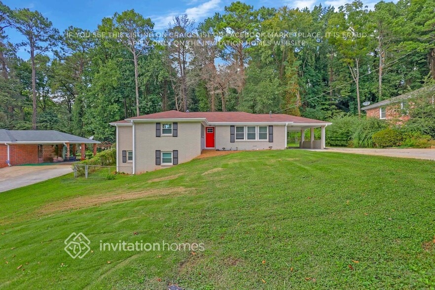 Primary Photo - 1688 Mary Lou Ln SE