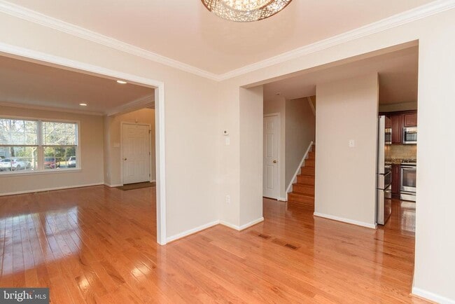 Building Photo - 521 Dogwood Dr