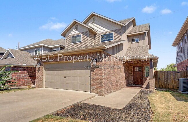 Building Photo - 3110 SW Riverstone Ave