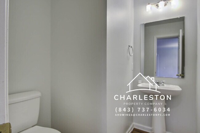 Building Photo - 138 Thistle Rd