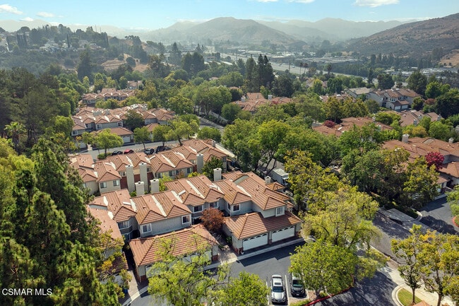 Building Photo - 29723 Strawberry Hill Dr
