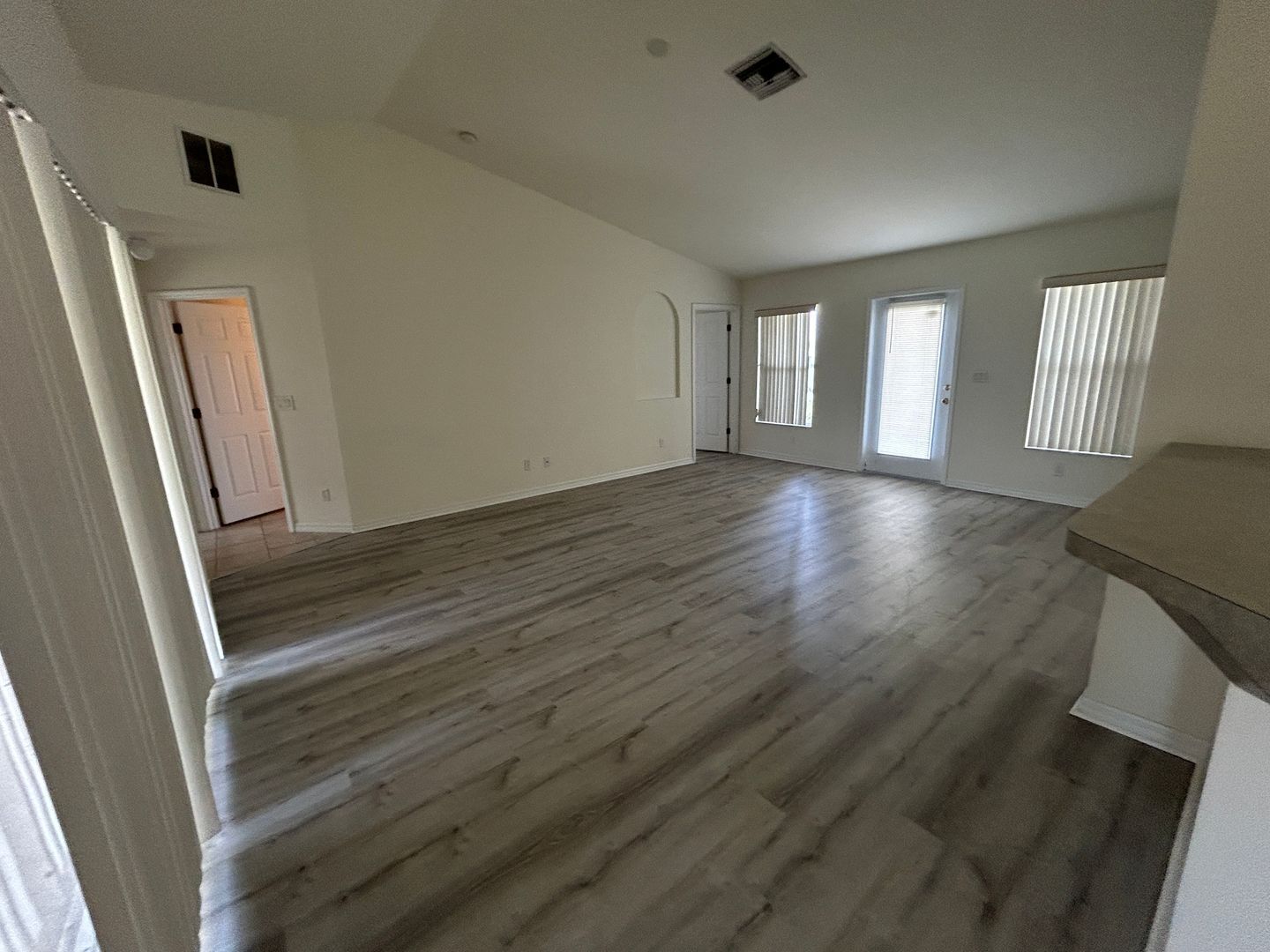 Building Photo - Nice 3/2 with newer carpet