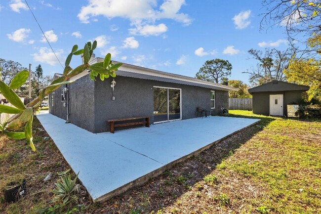 Building Photo - 6935 Dimarco Rd