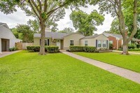 Building Photo - 6313 Malvey Ave