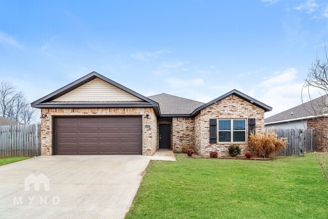 Building Photo - 1241 Denver Dr