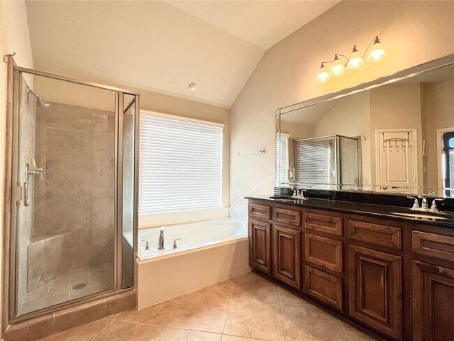 Building Photo - 26203 Ginger Gables Ln