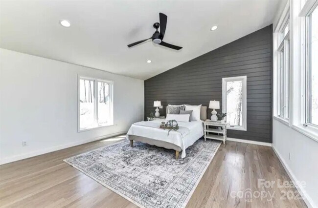 Building Photo - 216 Hermance Ln