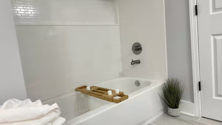 Building Photo - 2393 Highpoint Rd