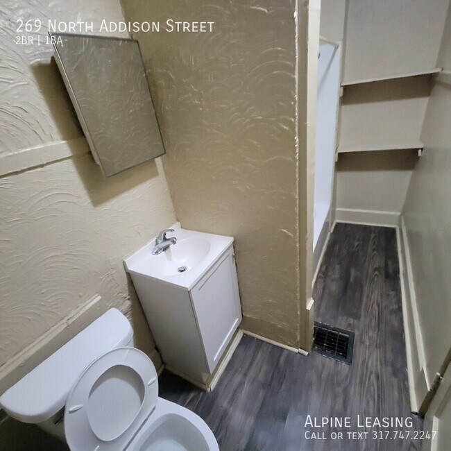 Building Photo - 269 N Addison St