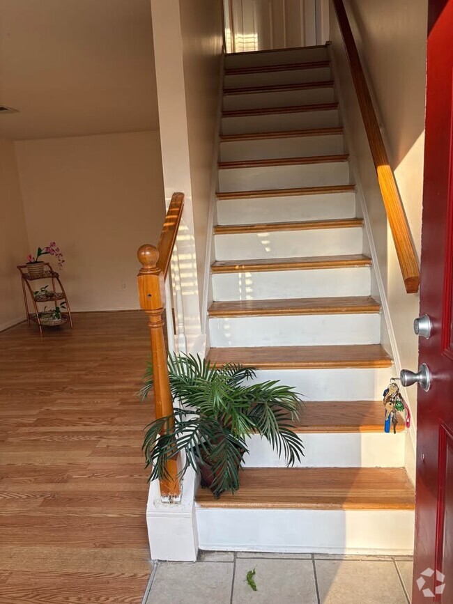 Building Photo - 9703 Hagel Cir