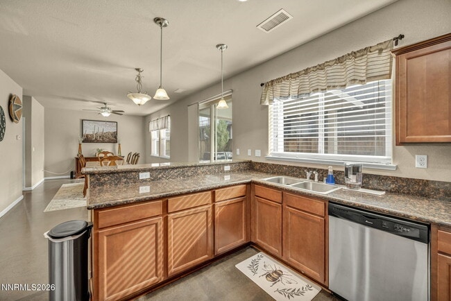 Building Photo - 3680 Coastal St