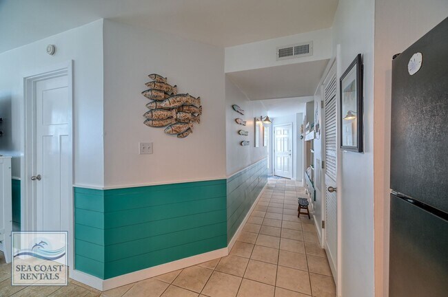 Building Photo - St Regis 3201 @ 2000 New River Inlet Rd