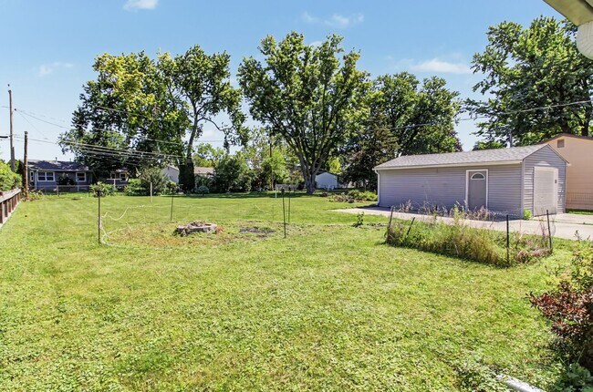 Building Photo - CHARMING RANCH!! 3 Bed, 1 Bath Home in Ames