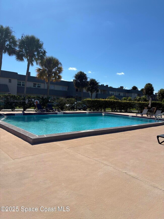 Building Photo - 467 Ibis Ln