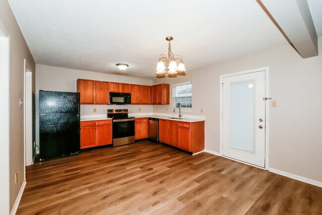 Building Photo - 2308 Harvest Moon Dr